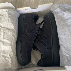 Nike Air Force 1 Stussy Black. Woman’s 6.5